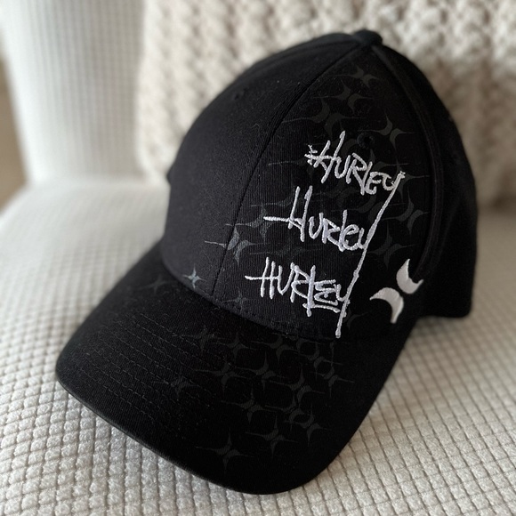 Hurley Flexfit Hat - Picture 1 of 2